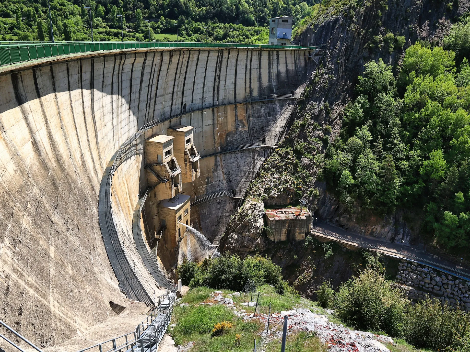 embalse de la Sarra