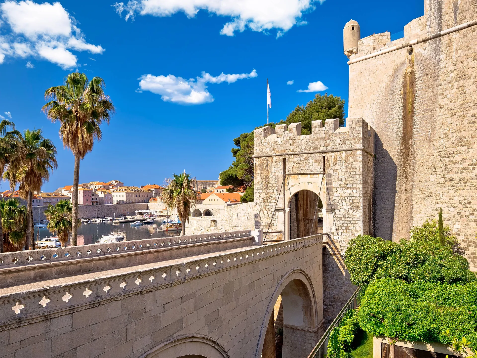 Puerta Ploče - Escenarios de Juego de Tronos en Dubrovnik - Blog - Buendía Tours