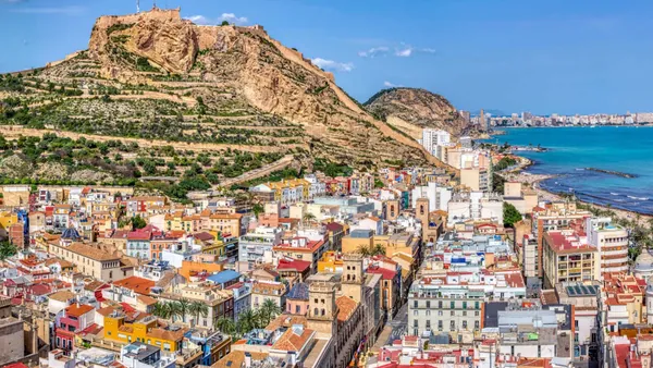 Free tours en Alicante para descubrir cada ciudad con un guía local