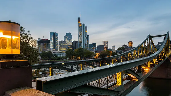 Frankfurt Actividad free tour Frankfurt Eiserner Steg
