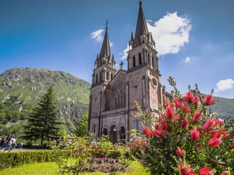 Excursión a los lagos de Covadonga desde Arriondas