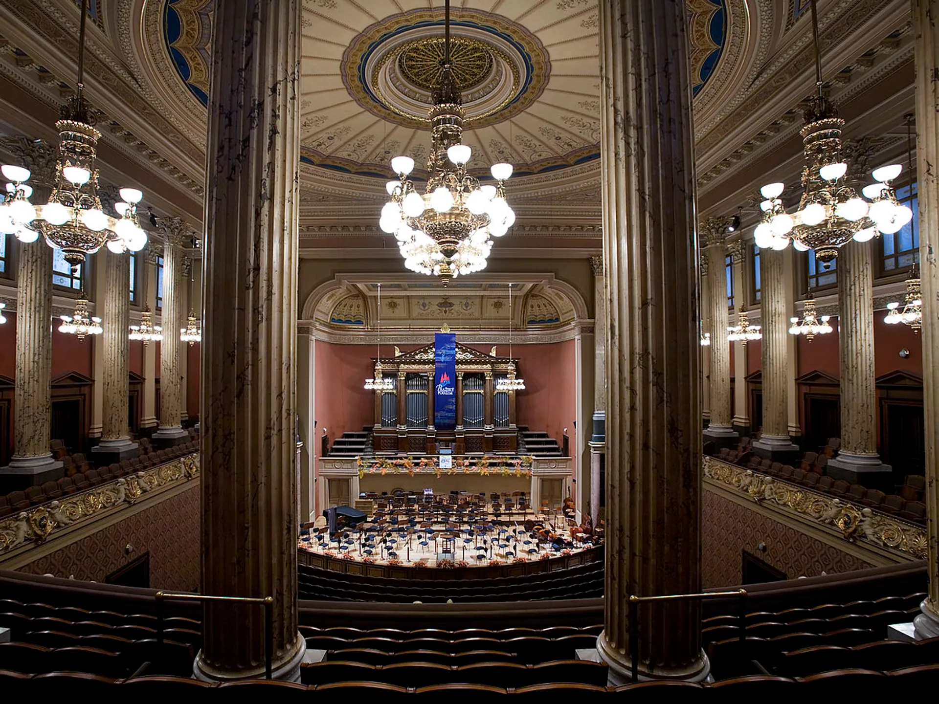 Rudolfinum de Praga - Qué ver en Praga - Guía de viaje Praga - Buendía Tours