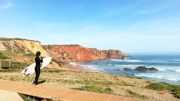 Curso Surf Grupo Carrapateira Playa Bordeira Algarve