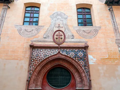 iglesia-santiago_tour-malaga-picasso_museo-picasso_casa-natal_andalucia_buendia (1)_0.jpg