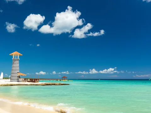 excursión isla Saona desde Punta Cana Bayahibe paseo en barco catamarán Almuerzo República Dominicana