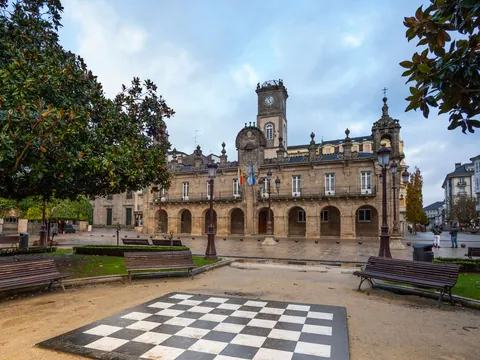 tour privado Lugo visita guiada Ayuntamiento Galicia