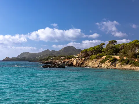 Una de las calas de mallorca en la bahía de Alcúdia