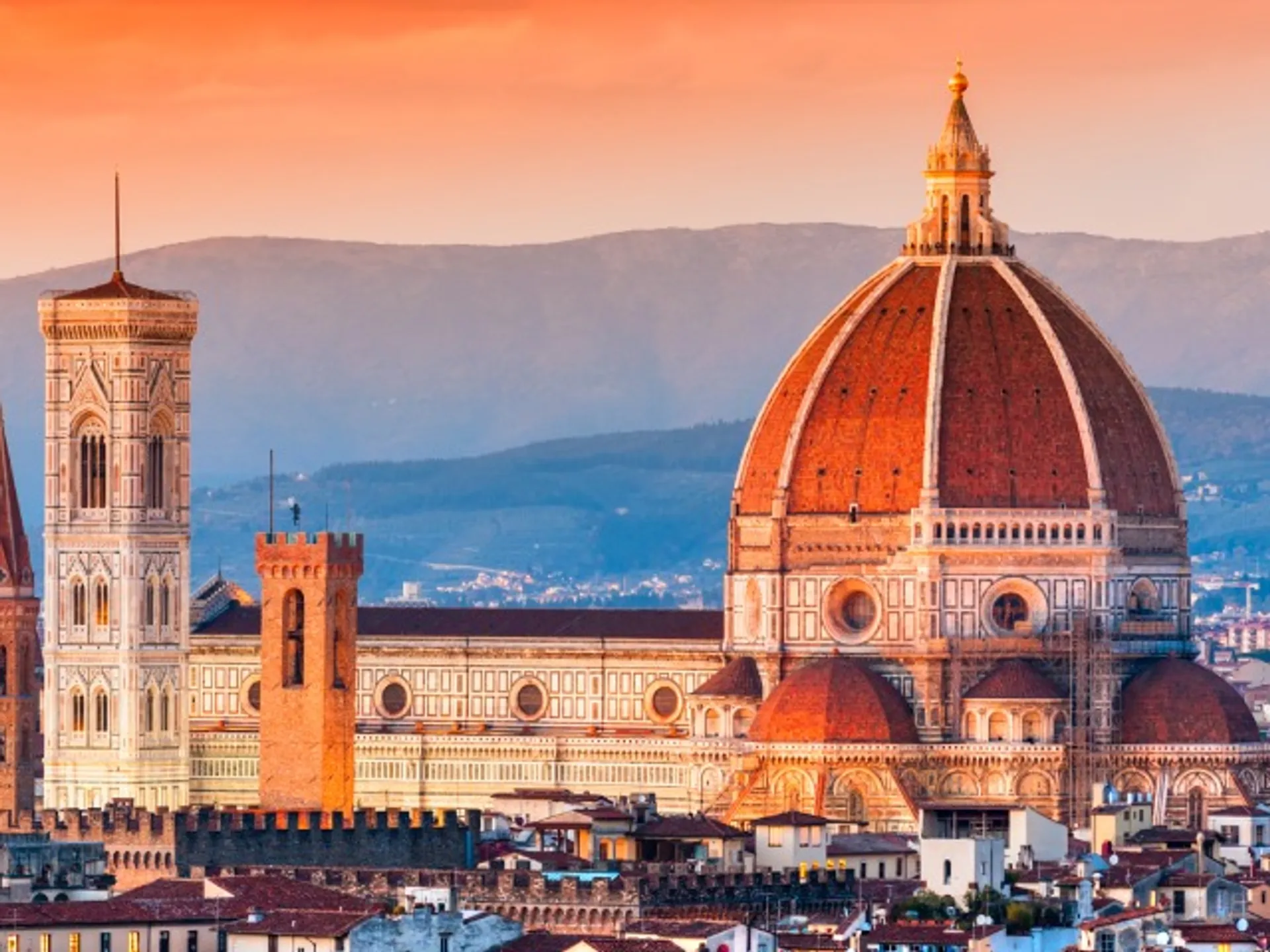 Catedral Santa María del Fiore al atardecer - Qué ver en Florencia - Guía de Viajes Florencia - Buendía