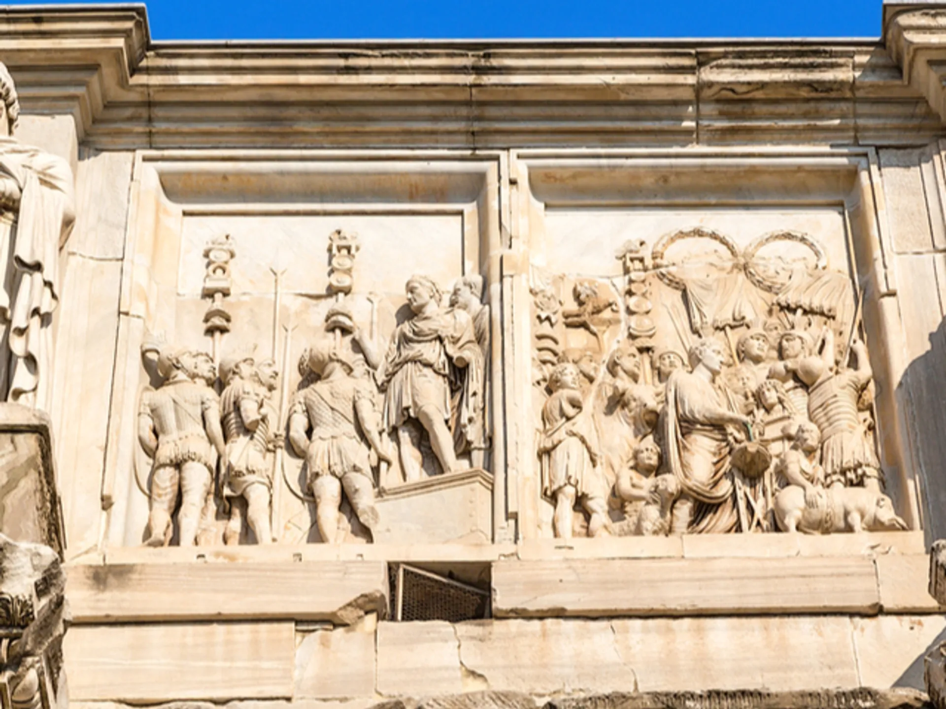 Detalle del Arco de Constantino - Arco de Constantino - Qué ver en Roma - Guía de Viajes Roma - Buendía Tours