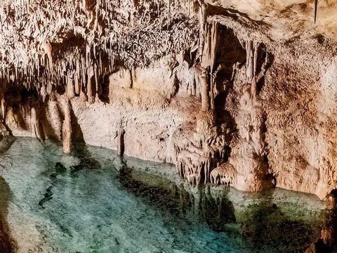 Espeleología por la Cueva Coventosa