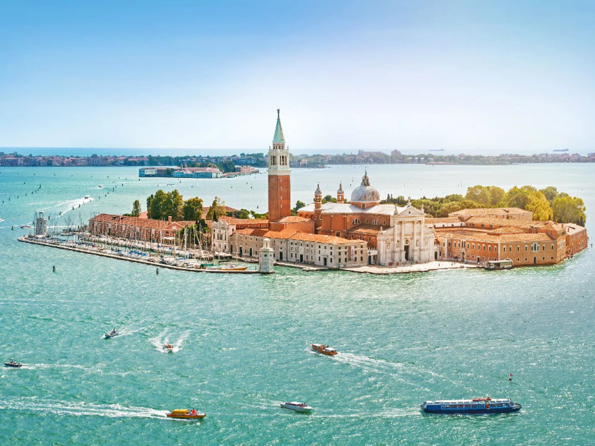 Vista aérea de la Basílica San Giorgio Maggiore de Venecia