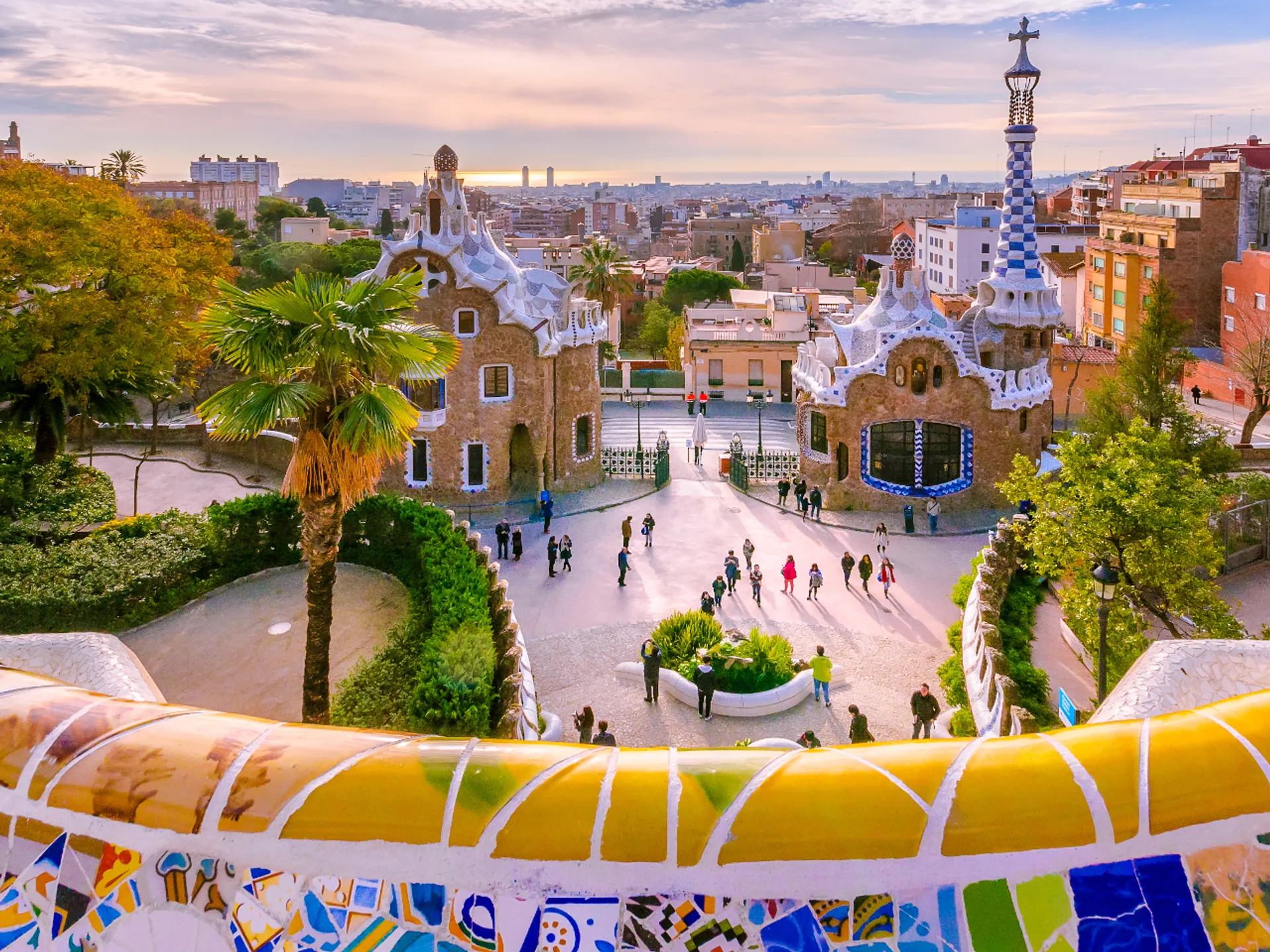 Park Güell de Barcelona - Barrio de Grácia de Barcelona - Barrios de Barcelona - Qué ver en Barcelona - Guía de Viajes Barcelona - Buendía Tours