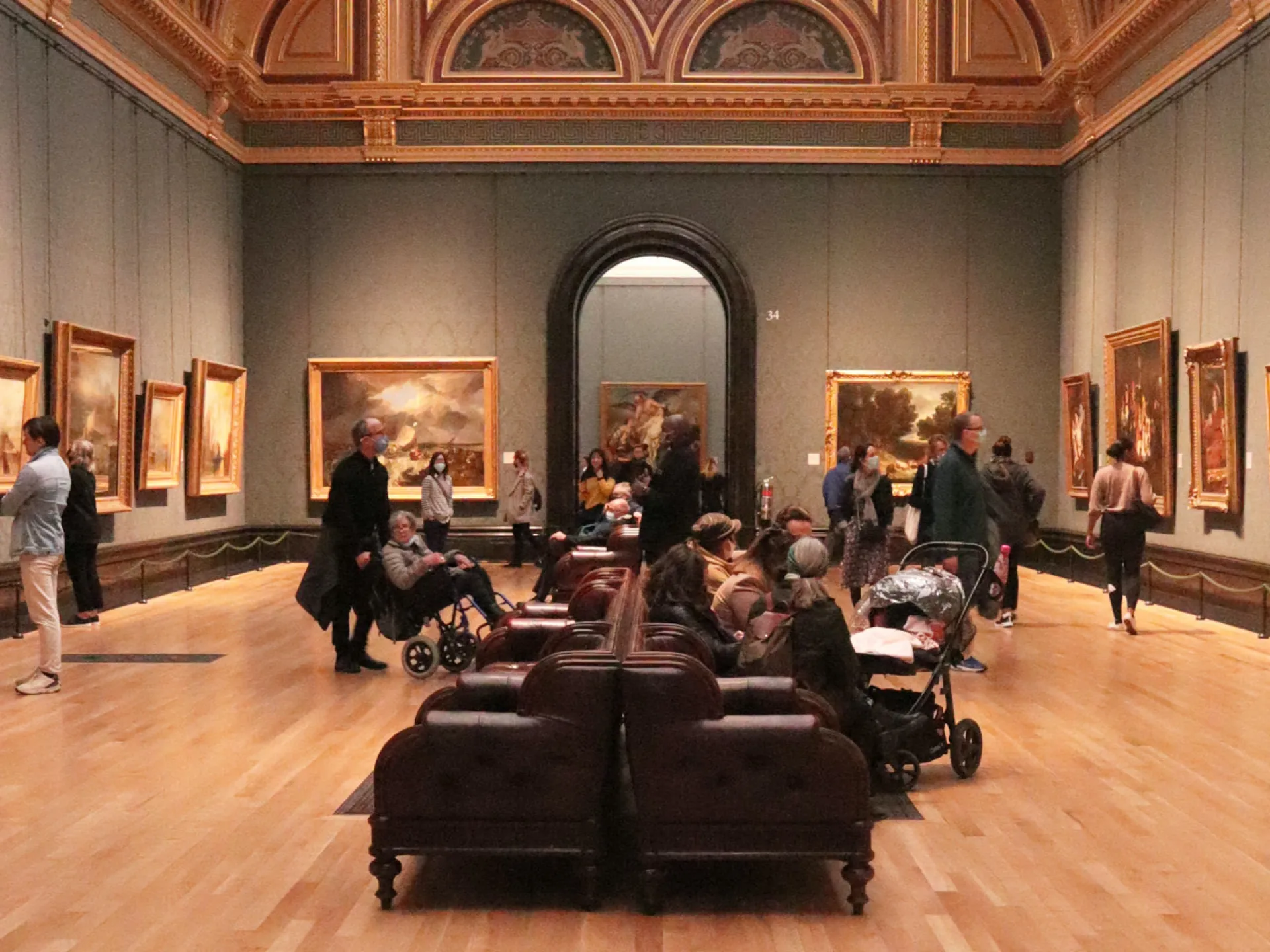 Interior Museo - National Gallery de Escocia - Museos de Edimburgo - Qué ver en Edimburgo - Guía de Viajes Edimburgo - Buendía Tours
