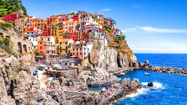 excursión Cinque Terre desde Florencia tour en español Manarola Riomaggiore Monterosso Vernaza Italia