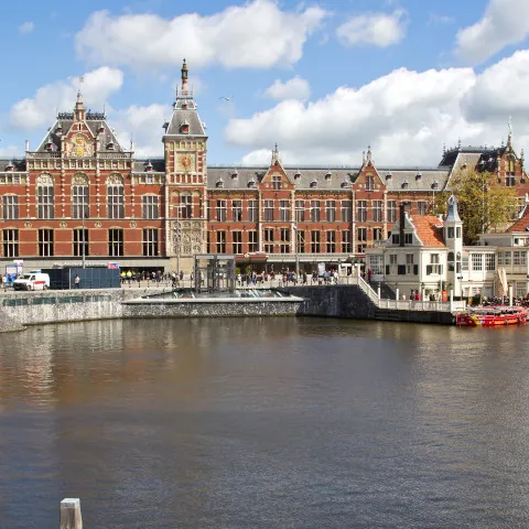 Estación Central de Ámsterdam-Ámsterdam Que ver -Guía de viaje
