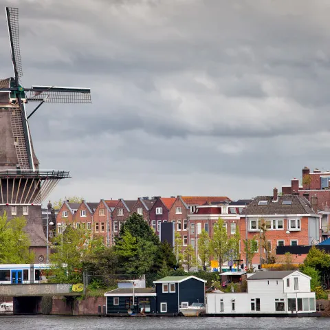 Molino de Gooyer-Ámsterdam que ver-Guía de viaje