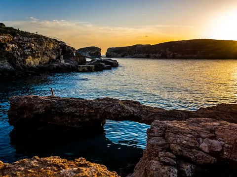 excursion-barco-isla-b lue-lagoon_isla-comino_laguna-azul_crucero_paseo-barco_catamaran_malta_buendia-tours (6).jpg
