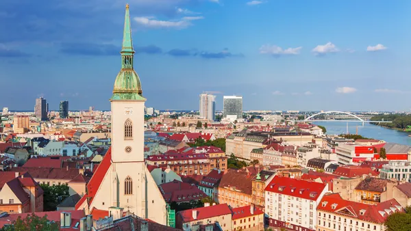 free-tour-monumental-bratislava.jpg