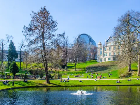 free tour Bruselas Zona Europa visita guiada en español Parque Leopold