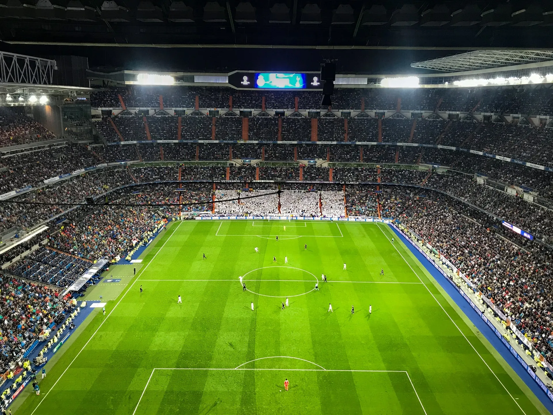 Estadio Santiago Bernabéu - Qué ver en Madrid - Guía de Viaje Madrid - Buendía Tours
