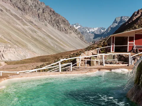 Desde Santiago de Chile: Excursión a las Termas Valle de Colina