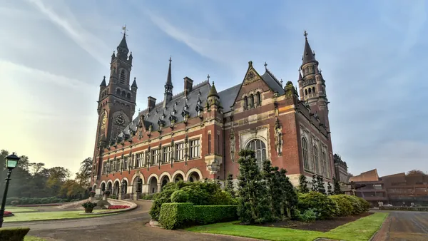 excursión Roterdam la Haya desde Amsterdam Palacio Paz en español Holanda Países Bajos