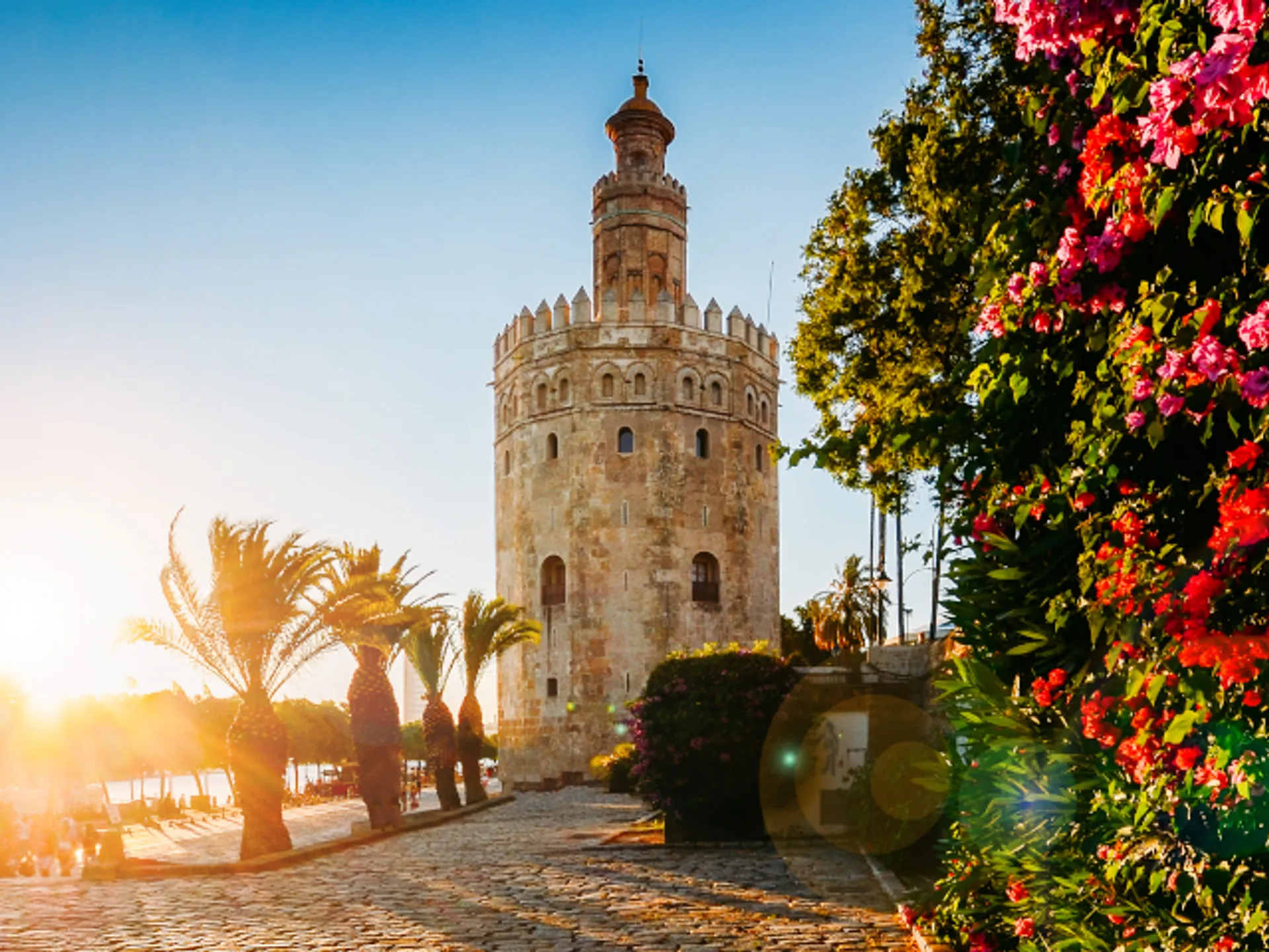 Torre del Oro - Qué ver en Sevilla - Guía de viaje Sevilla - Buendía Tours