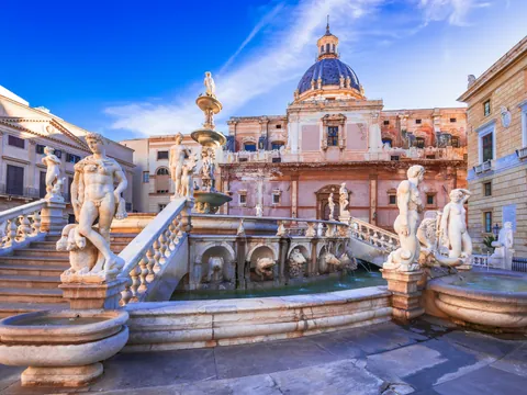 Fuente Plaza Pretoria tour a Pie Palermo