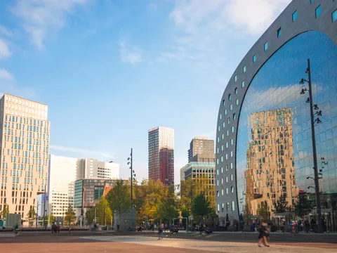 excursión Roterdam la Haya desde Amsterdam en español Markthal Holanda Países Bajos