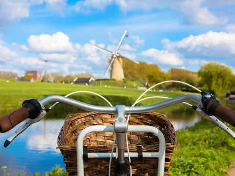 tour-bicicleta-campiña-holandesa.jpg