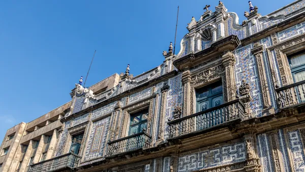 visita guiada Ciudad México Centro Historico Casa Azulejos Monumentos en Espñol México
