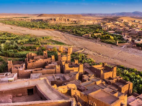 Vista panorámica de Ait Ben Haddou, puerta del desierto en Marruecos