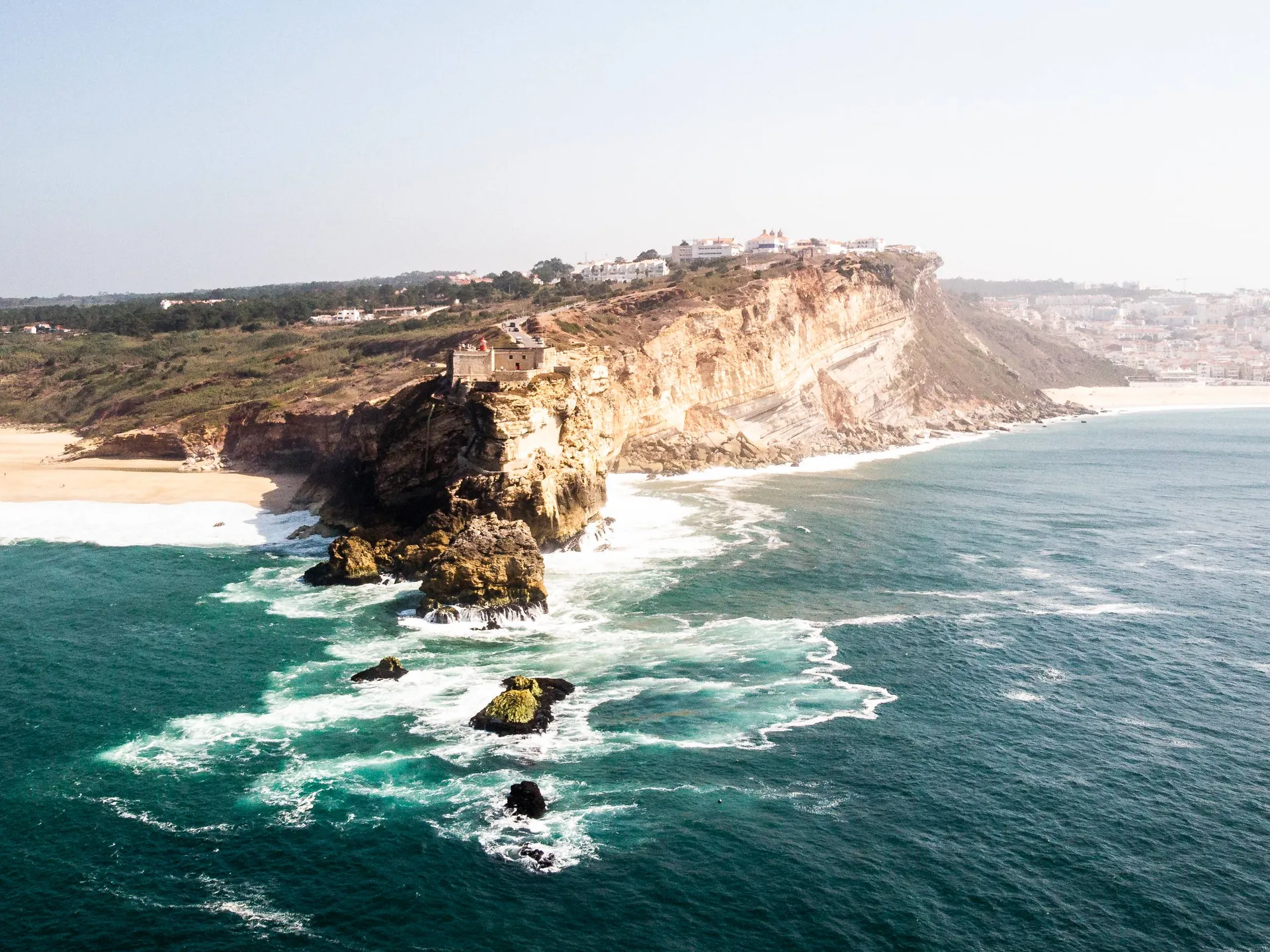Nazaré - Sitios que debes conocer de Portugal - Blog - Buendía Tours