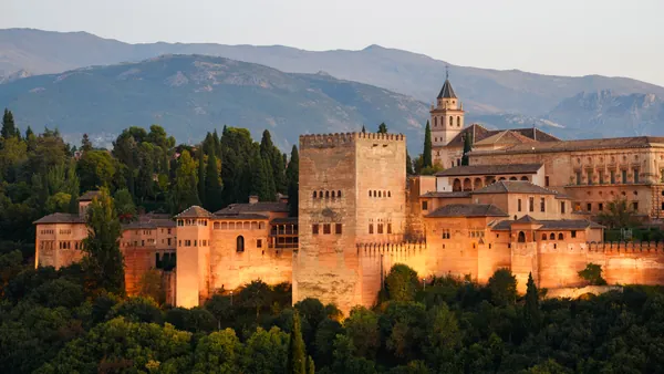 Vistas de la Alhambra de Granada desde el mirador de San Nicolás