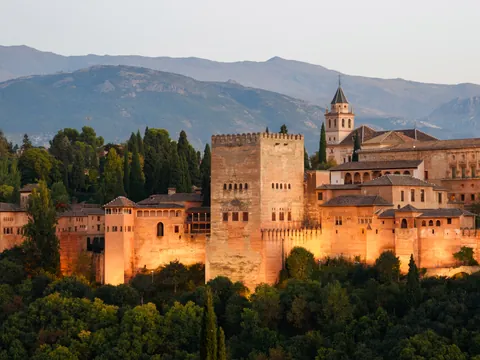 Vistas de la Alhambra de Granada desde el mirador de San Nicolás