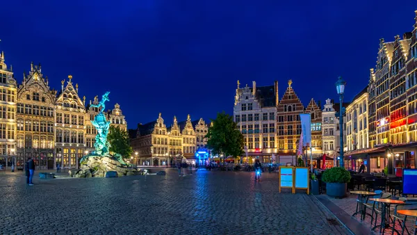 Antwerp Activity free tour Night Grote Market