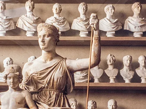 La Galería de la Academia es de uno de los museos mas importantes de Florencia, con otras obras como Los esclavos o El rapo de las sabinas.