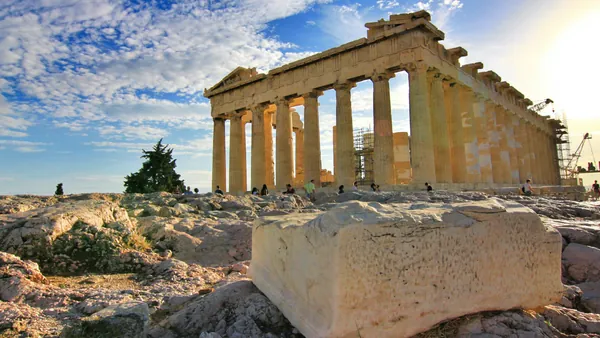 Qué hacer en Atenas entre grandes iconos clásicos, mar Egeo y excursiones históricas