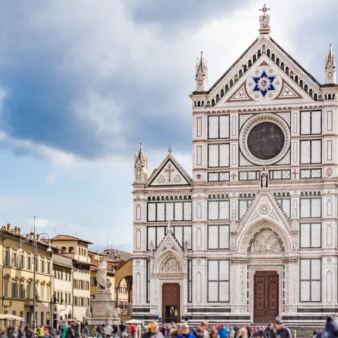 Iglesia de Santa Croce - Qué ver en Florencia - Guía de viaje Florencia - Buendía Tours
