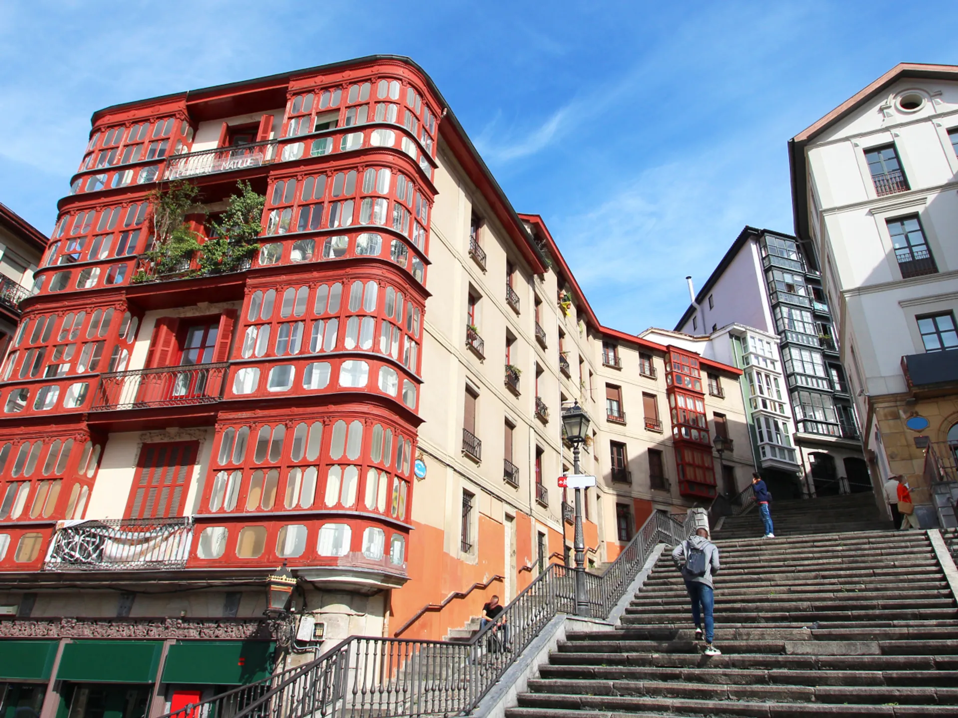 Pueblo Viejo de Bilbao - Fin de semana en Bilbao - Qué ver en Bilbao - Guía de Viajes Bilbao - Buendía Tours