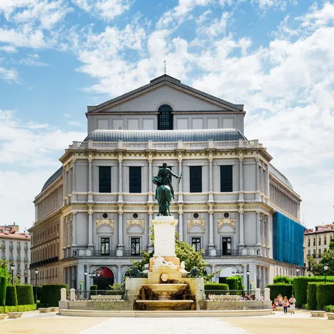 Teatro Real de Madrid - Qué ver en Madrid- Guía de viaje Madrid - Buendía tours