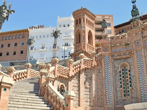 visita guiada Teruel Monumental visita en español Escalinata Ovalo Aragon