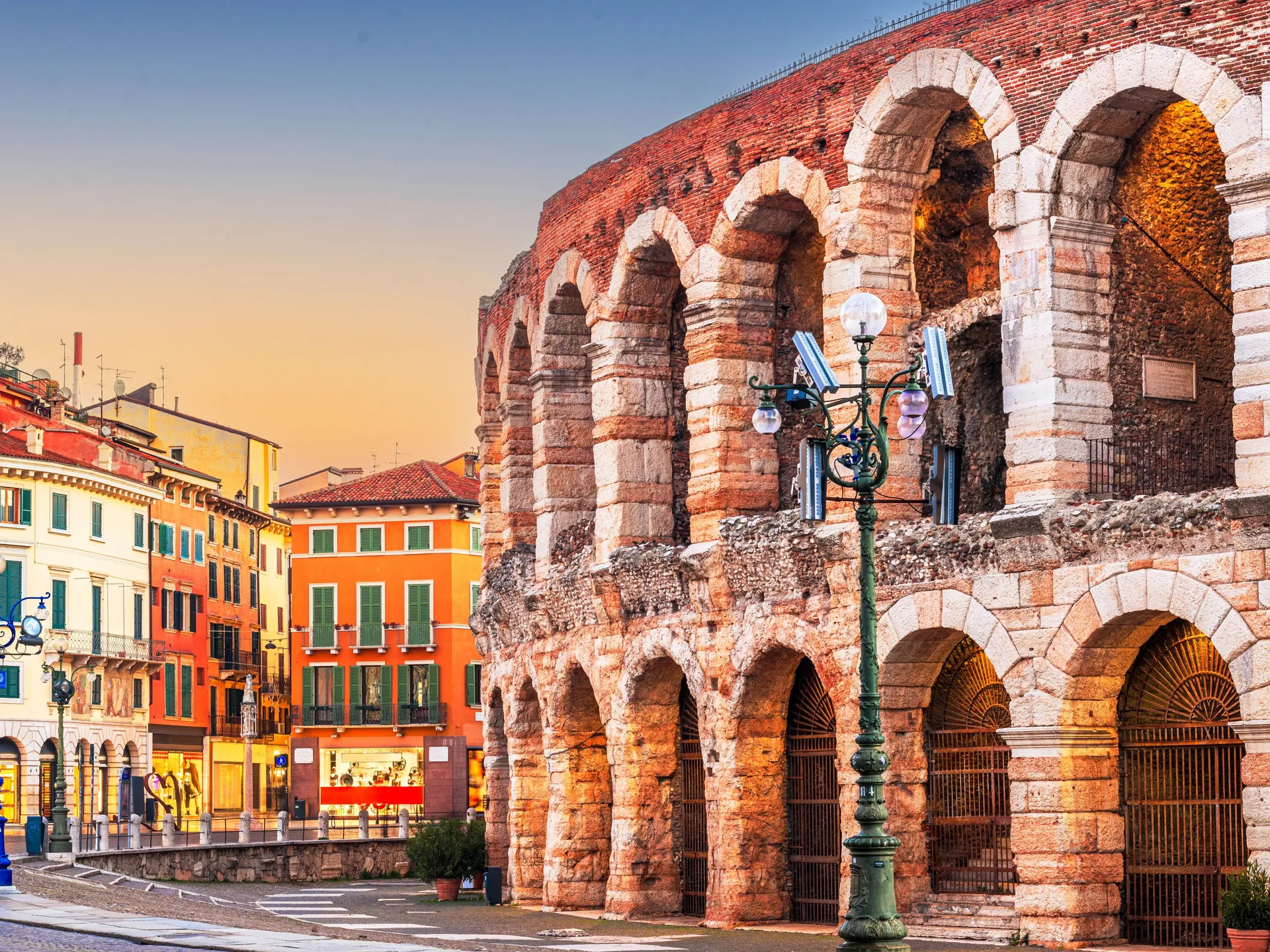 Arena de Verona - Qué ver en Verona - Guía de viaje Verona - Buendía Tours