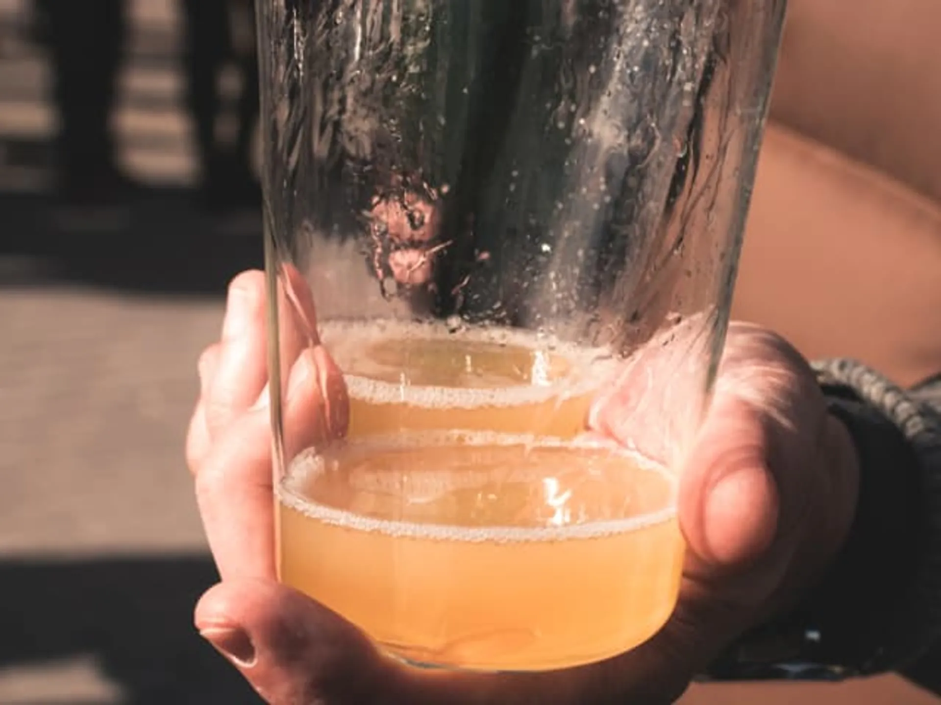 Vaso de Sidra en Gijón - Mejores sidrerías de Gijón - Dónde comer en Gijón - Guía de Viajes - Buendía Tours