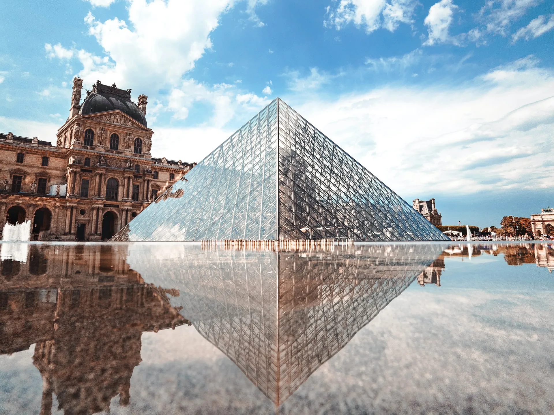 Museo del Louvre - Museos de París - Qué ver en París - Guía de viaje París - Buendía Tours