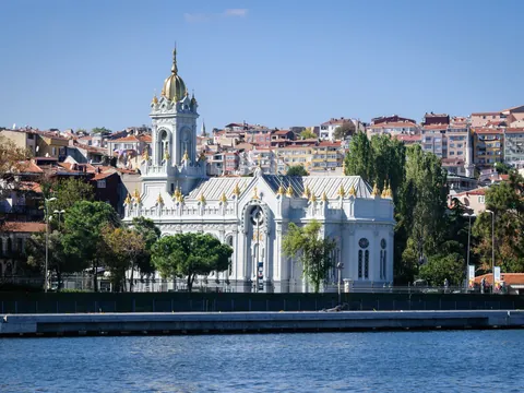 Iglesia de San Esteban en el barrio de Balat, Estambul, Turquía