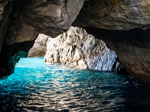 Desde Nápoles: Excursión en barco a Capri