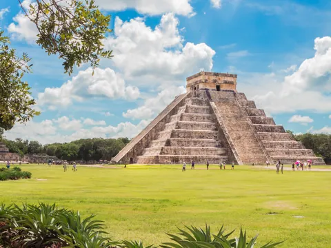 excursion-chichen-itza_cenote_valladolid_visita-guiada-español_transporte_desde-cancun-riviera-maya_mexico_buendia-tours (7).jpg