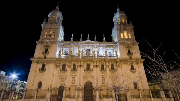 tour misterios leyendas Jaen visita guiada noche Atardedecer