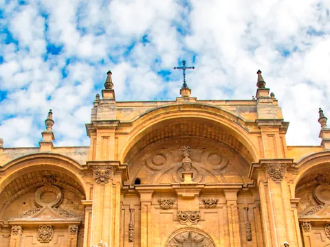 Tour por Granada y visita guiada a la catedral y la Capilla Real